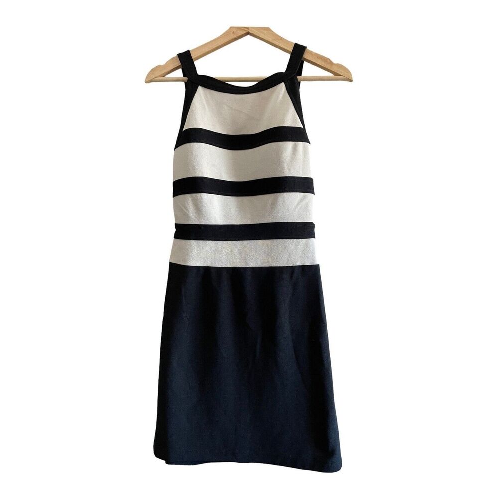 Man o Toe White Black Stretchy Bodycon Open back Size 7/8 M